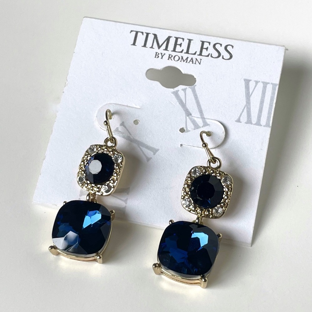 5/$25 Elegant Drop Earrings Blue